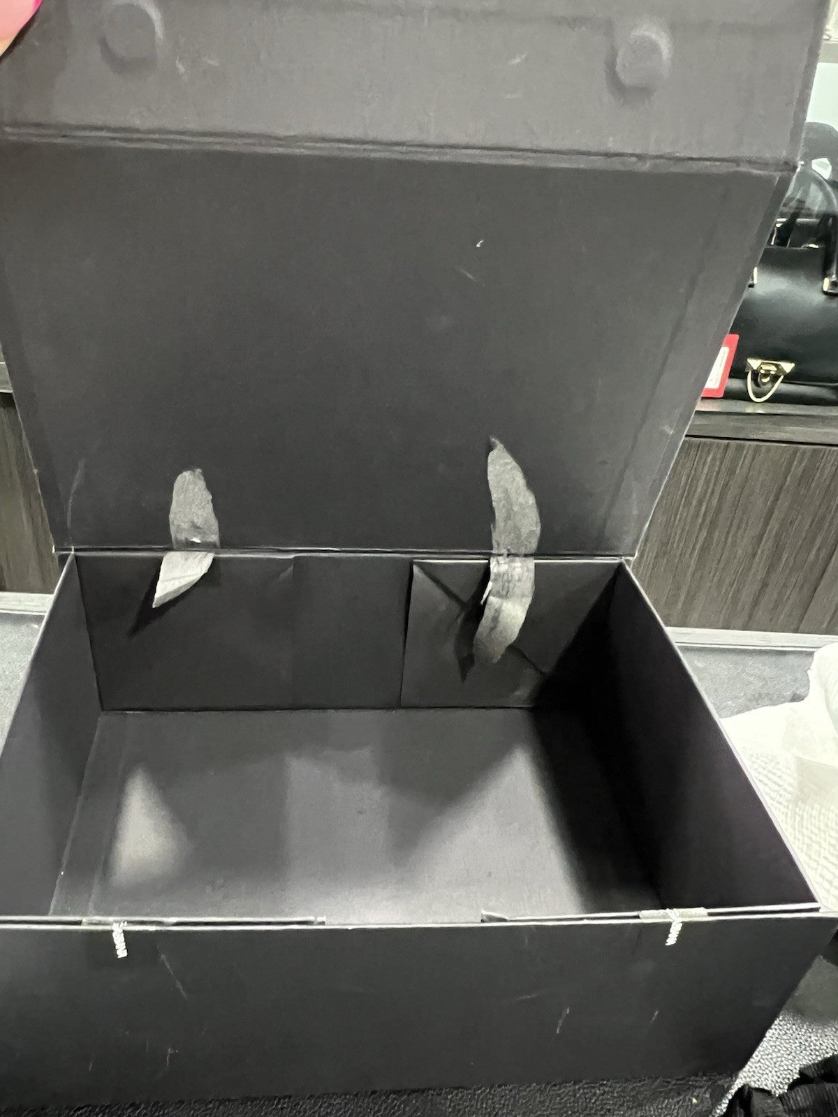 Dolce & Gabbana Mini White Borocco Girls Phone Bag Box & Duster