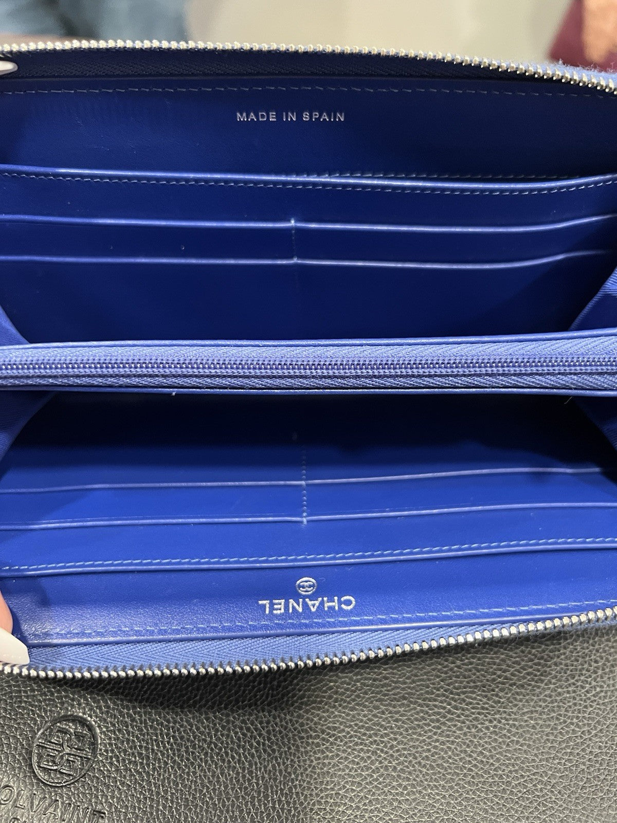 Chanel Caviar Cobalt Blue Leather Zip Around Wallet With Authenticity