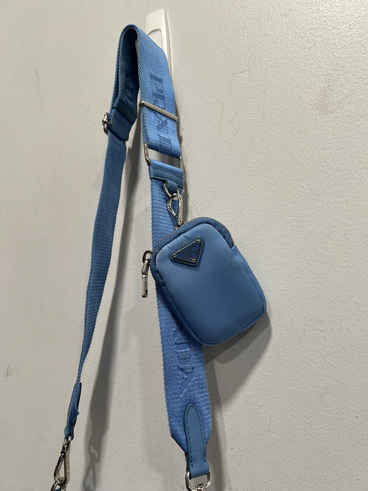 Prada Re-Edition 2005 Shoulder Tessuto Blue Nylon Shoulder Bag