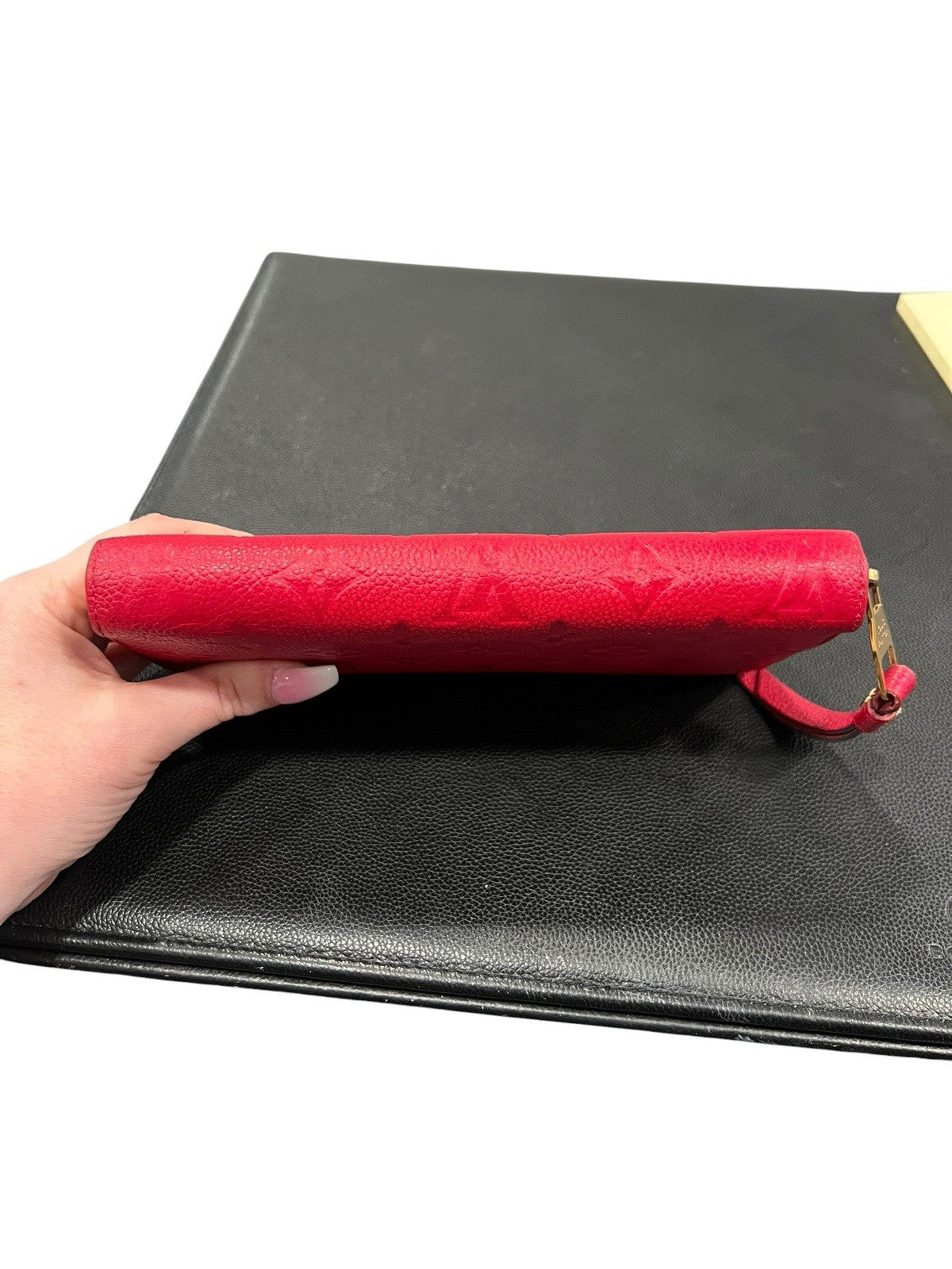 Louis Vuitton Cherry Empreiente Zippy Wallet W/Authenticity Retail $1210