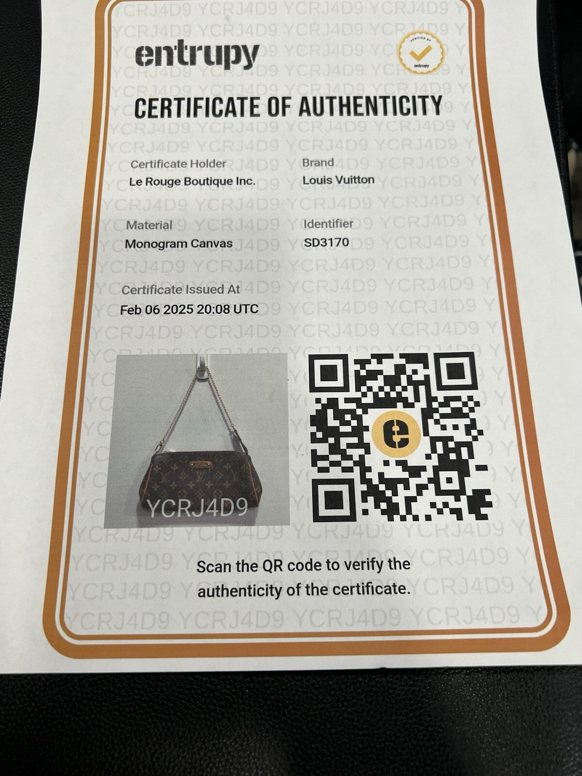 Louis Vuitton Monogram Eva Clutch Bag W/Certificate (Current Retail $1850)