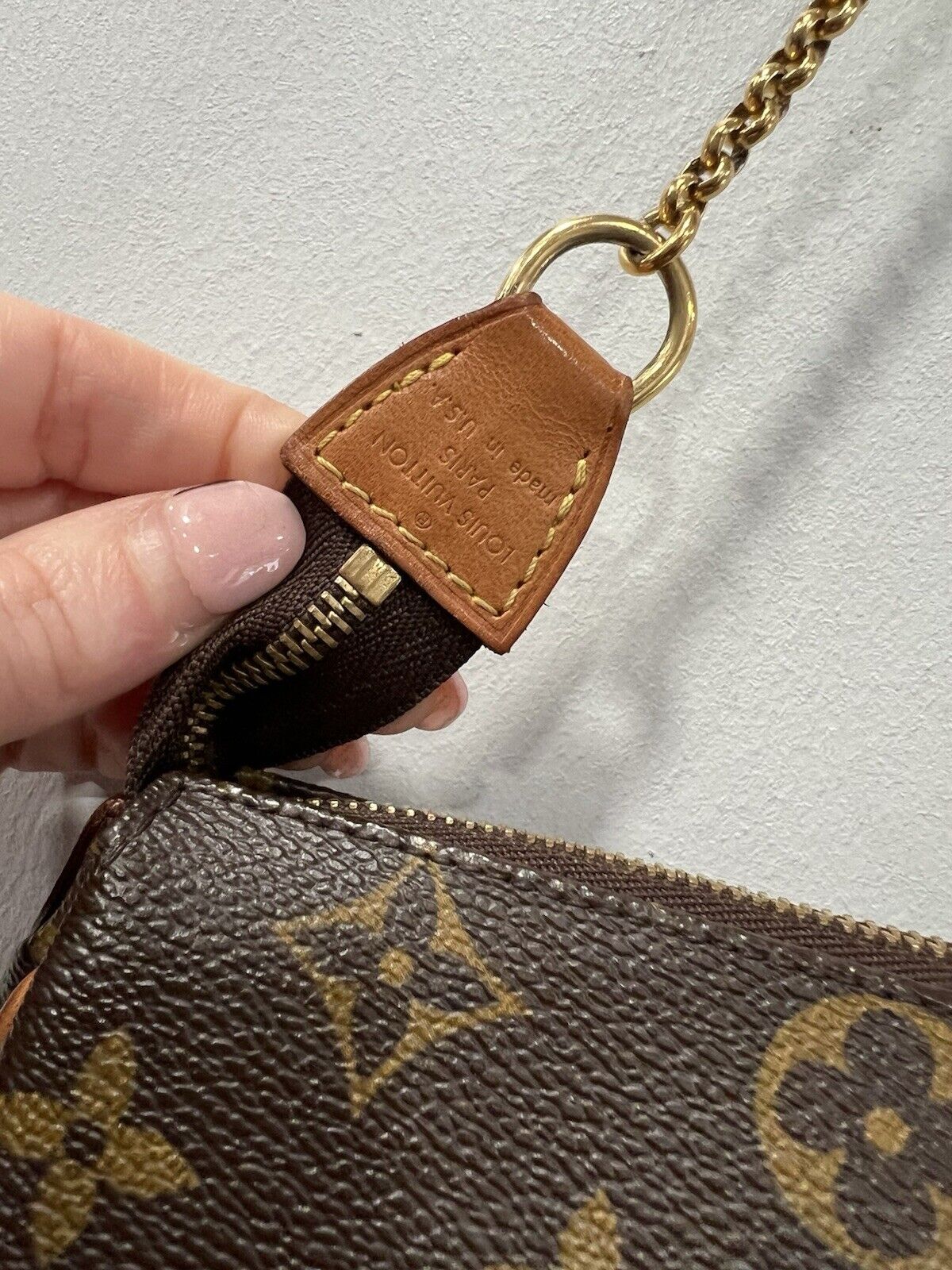 Louis Vuitton Monogram Eva Clutch Bag W/Certificate (Current Retail $1850)