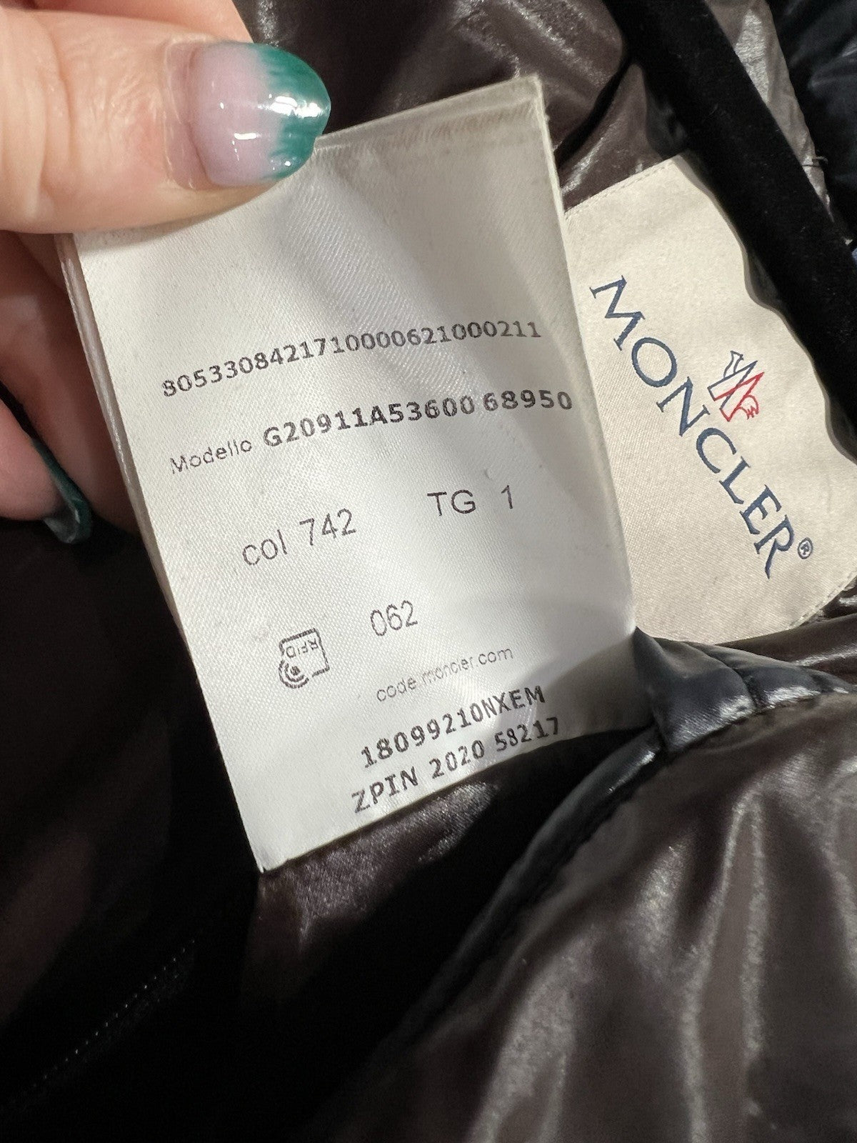 Moncler Men's Navy Maya Giubbotto Down Jacket Size 1/S Retail $1950 AUTHENTIC!