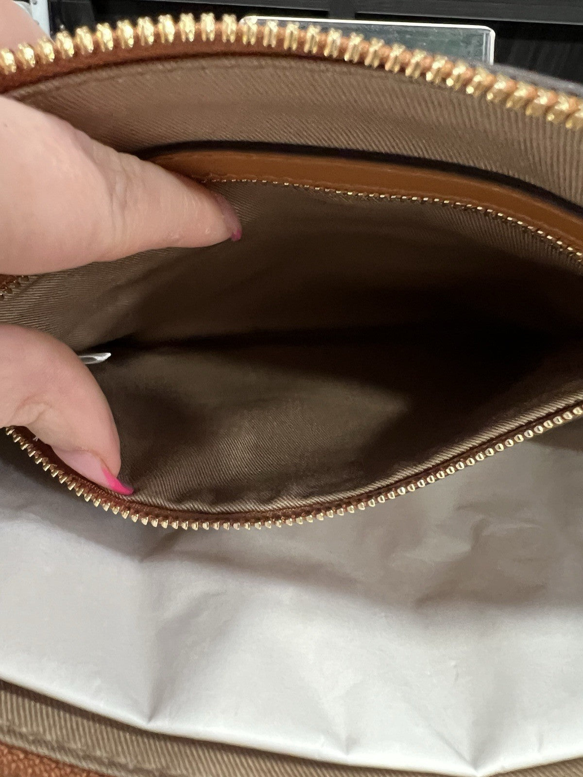 MCM Crossbody Pouch in Visetos Original $490.00 NEW