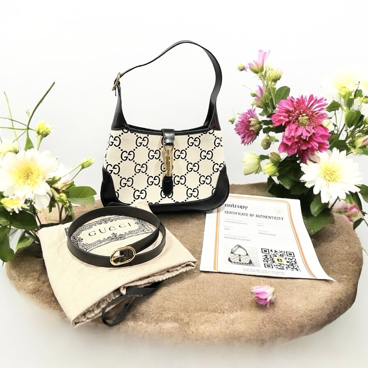 Gucci Jackie 1961 Small White/Black Crossbody Shoulder Bag W/Duster