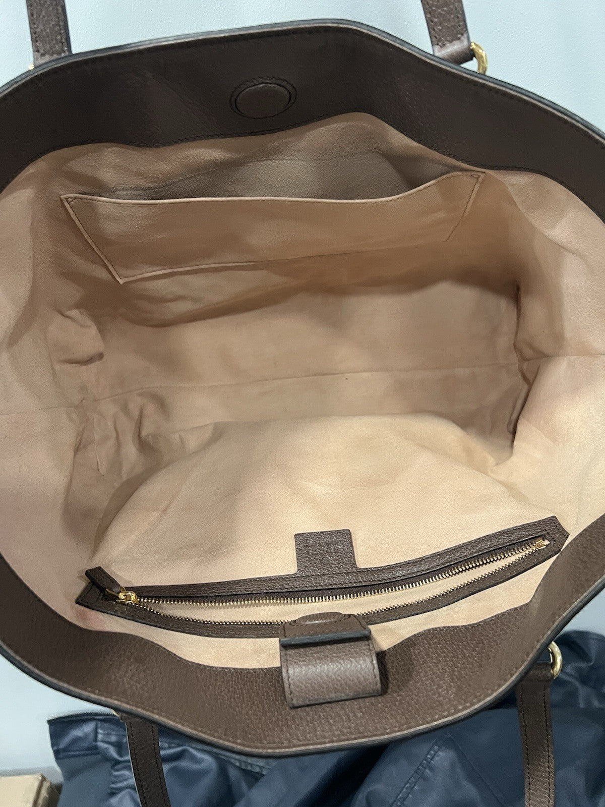 Gucci Ophidia Medium Tote Bag With Authenticty Retail $1820