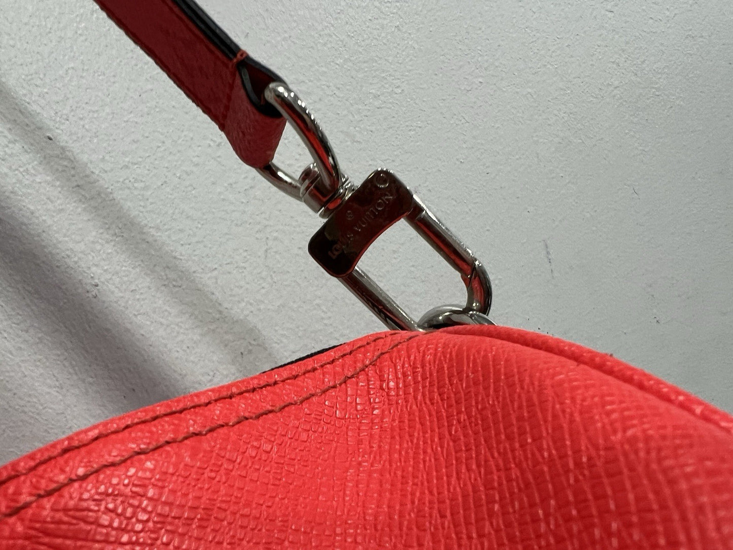 Louis Vuitton Fire Red Taigarama Bandouliere Keepall 50