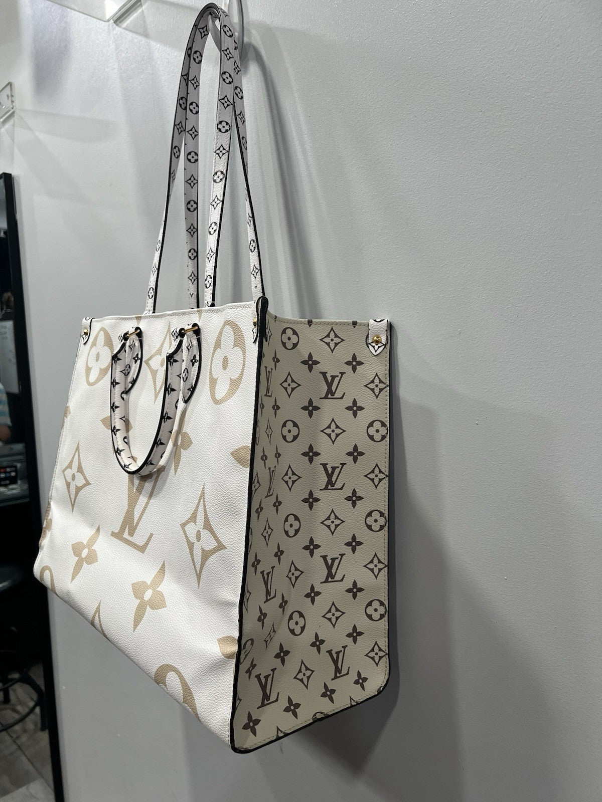 Louis Vuitton OnTheGo Tote Limited Edition Color Monogram Giant GM