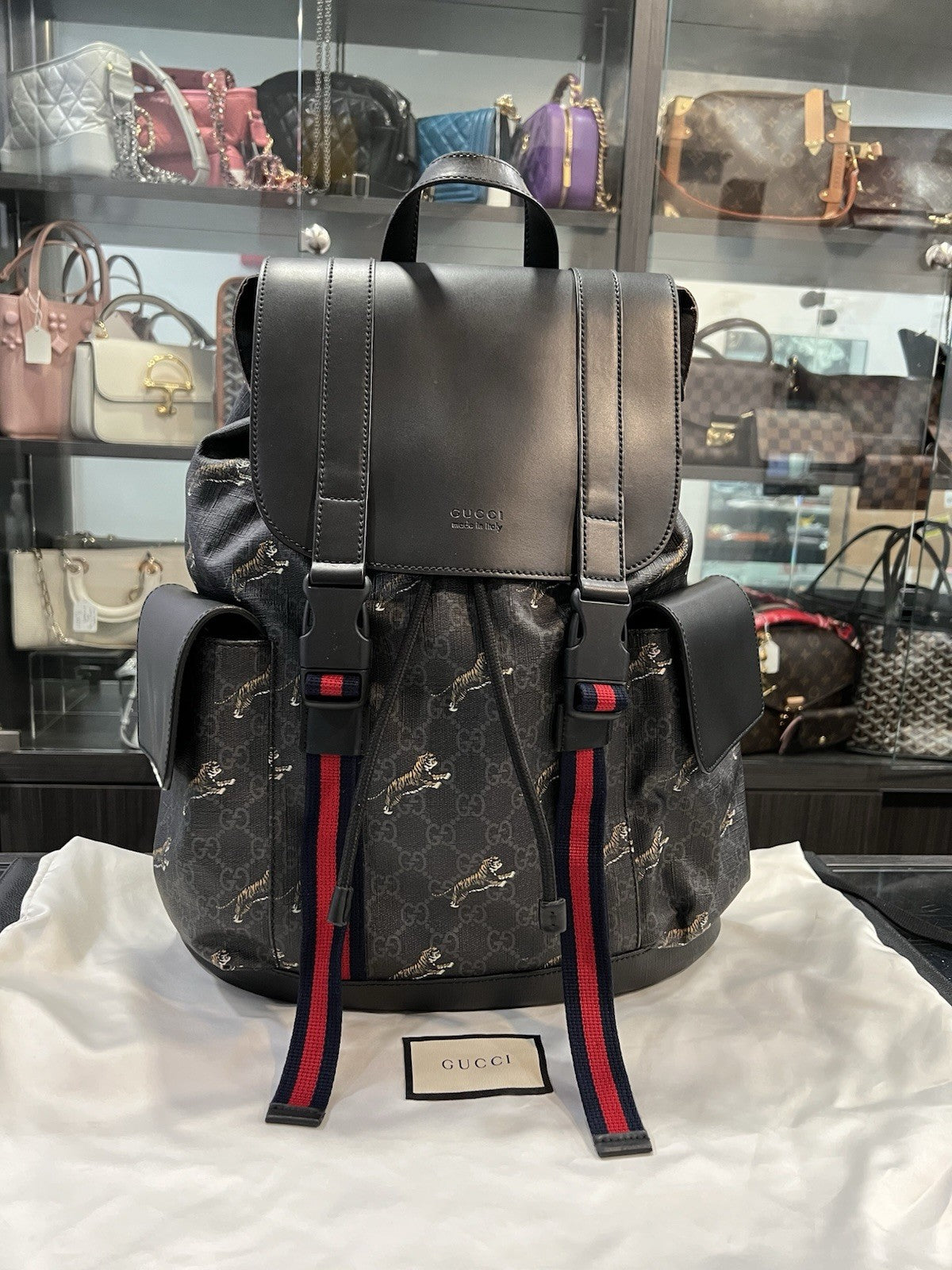 Gucci GG Canvas Tiger Print Bestiary Backpack With Duster & Authenticity