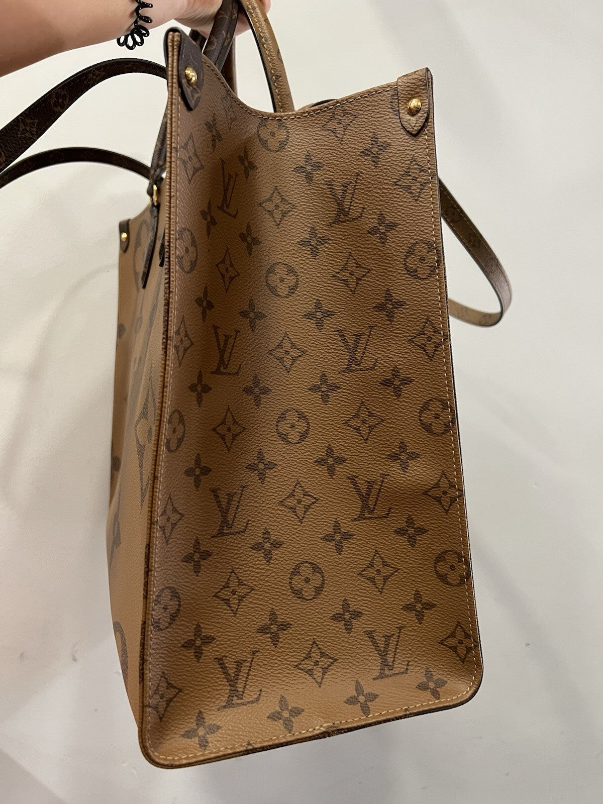 Louis Vuitton MM Onthego Reverse Monogram Tote Retail $3300