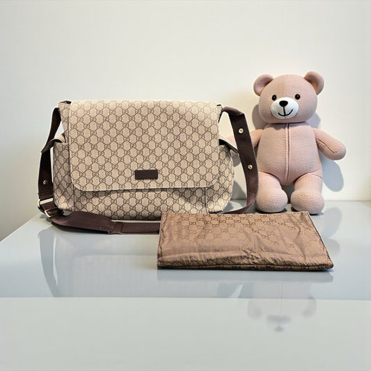 Gucci GG Supreme Cavas Large Changing Diaper Bag W/Authenticity Retail $2300