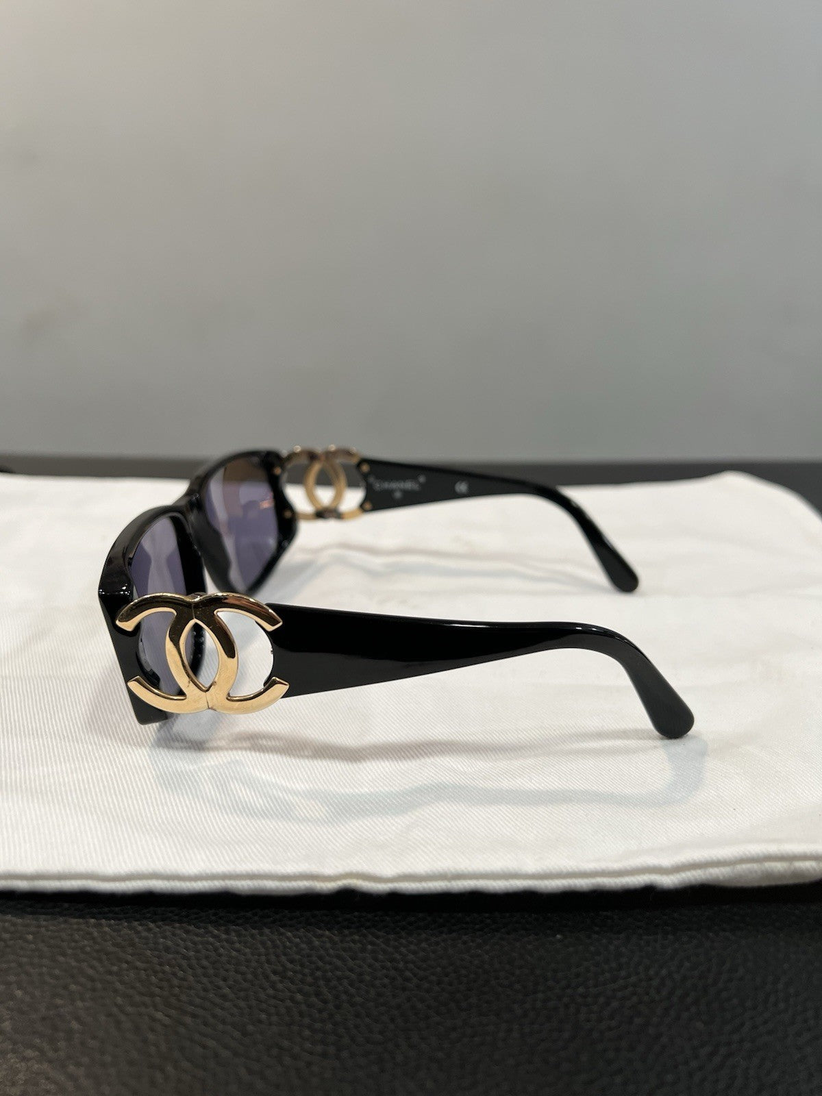 Chanel Cocomark Sunglasses Gold CC Logo Made In Italy 02461 94305 AUTHENTIC