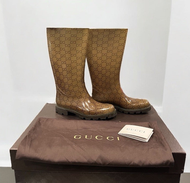 Gucci Signature Monogram Rubber Rainboots Size 6 Box & Duster