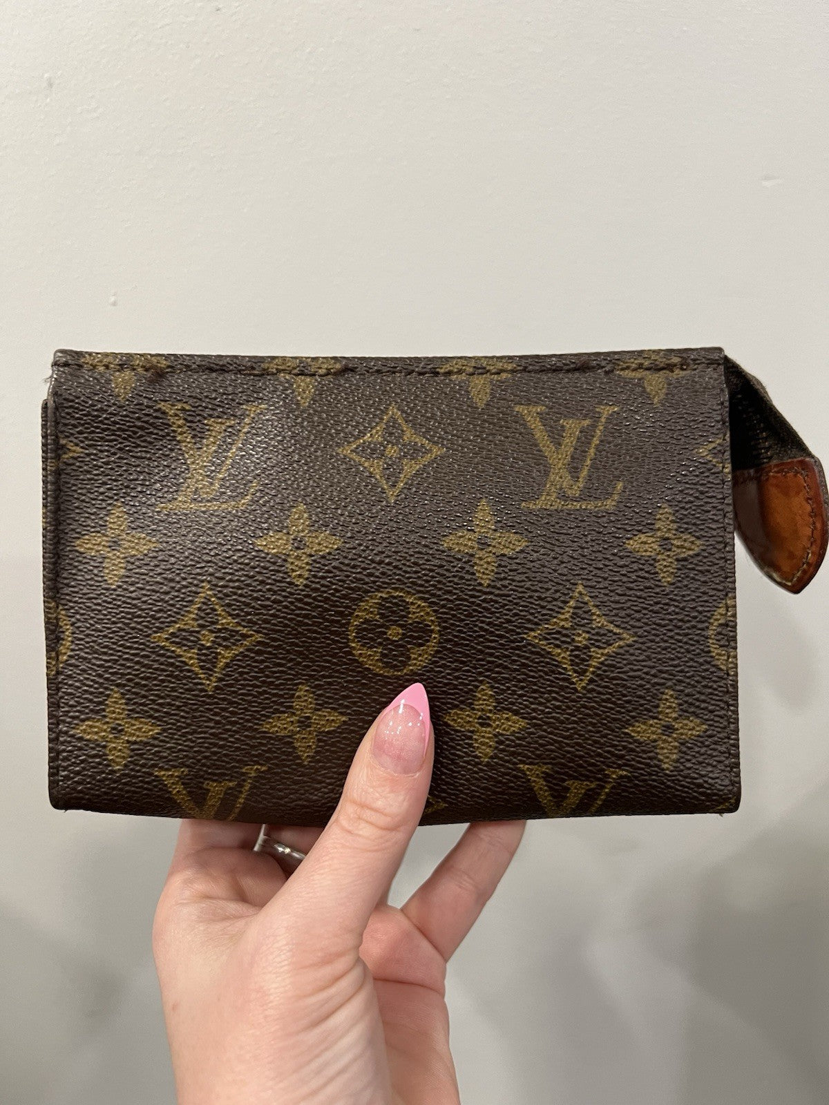 Louis Vuitton Monogram Toiletry Duo W/ Certificates Of Authenticity Sz 26 & 15