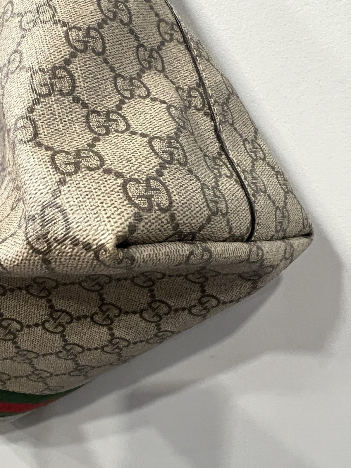 Gucci Ophidia Medium Tote Bag With Authenticty Retail $1820