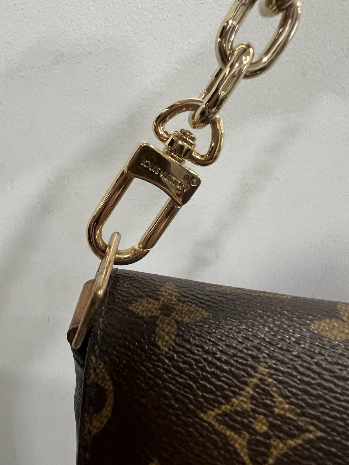 Louis Vuitton Musette Clutch Bag With Authentic LV Chain Strap Customized
