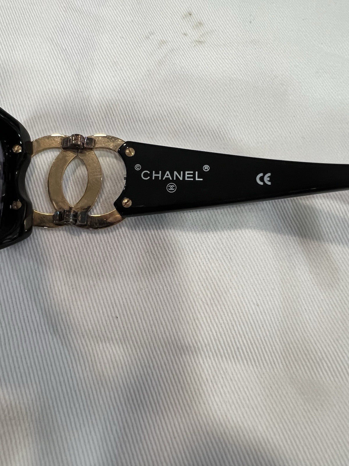 Chanel Cocomark Sunglasses Gold CC Logo Made In Italy 02461 94305 AUTHENTIC