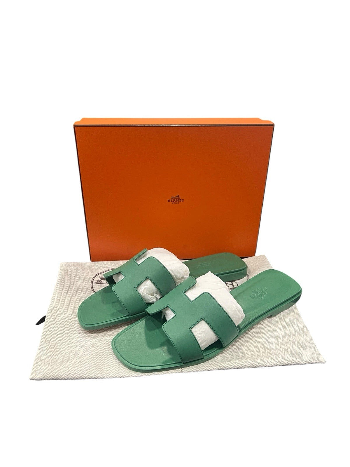 Hermes Green Vert Jungle Oran Sandals Size 41 NIB