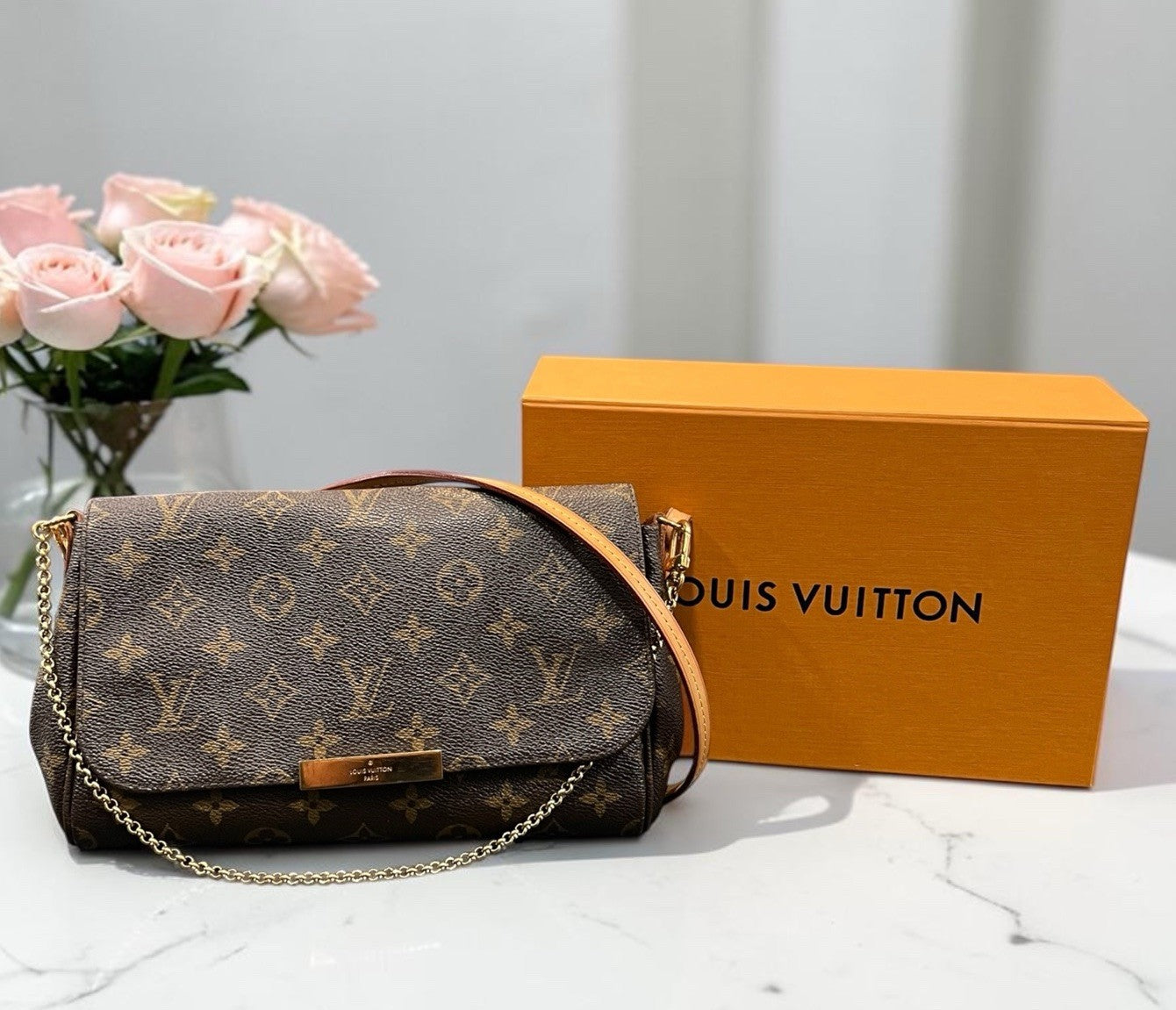Louis Vuitton Monogram Canvas Favorite MM With Authenticity & Box