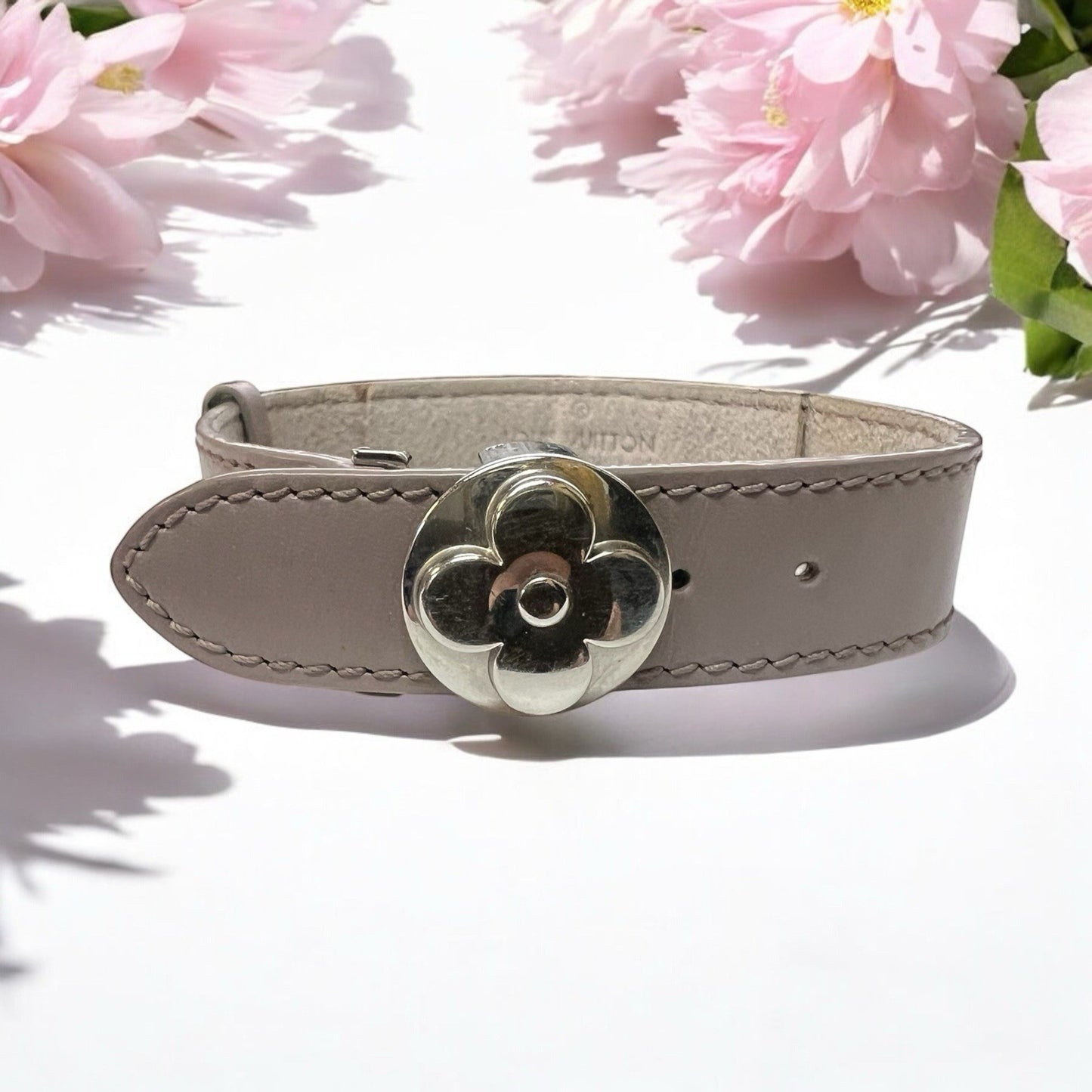 Louis Vuitton Vintage 2000 Lilac Leather Wish Bracelet 6.5" AUTHENTIC