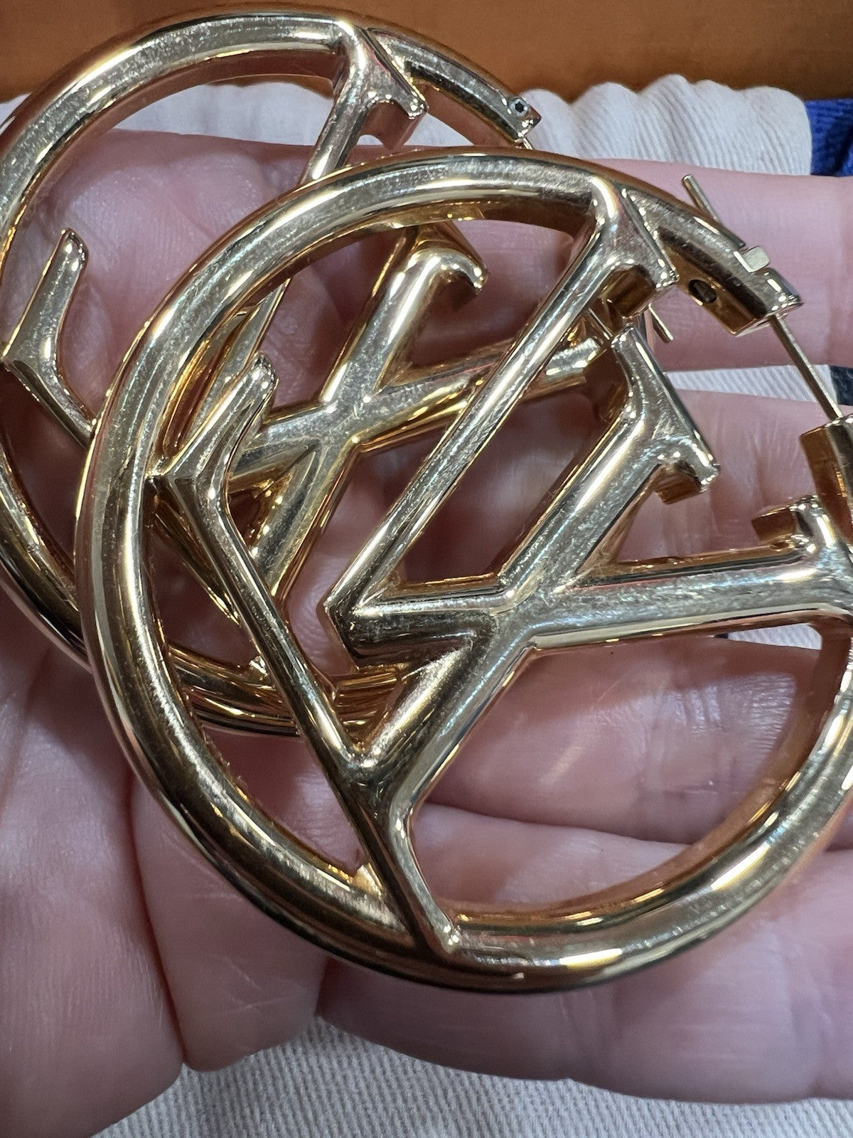 Louis Vuitton Louise GM Hoop Earrings With Box & Duster Retail $725