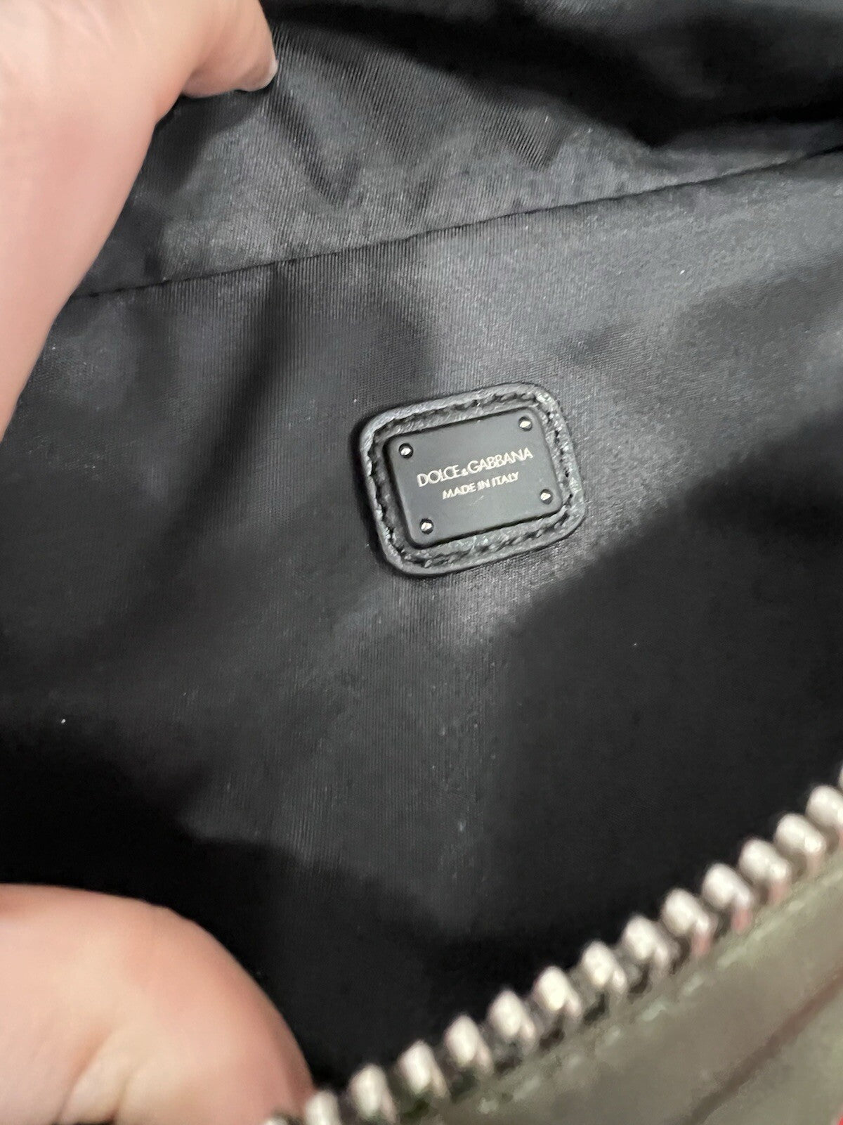 Dolce & Gabbana Tape Logo Army Green Nylon Belt Bag Duster & Authenticity