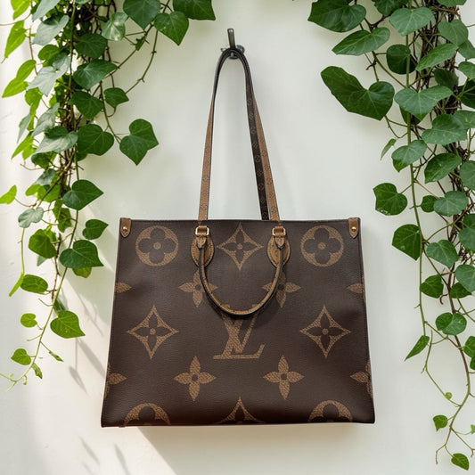 Louis Vuitton MM Onthego Reverse Monogram Tote Retail $3300
