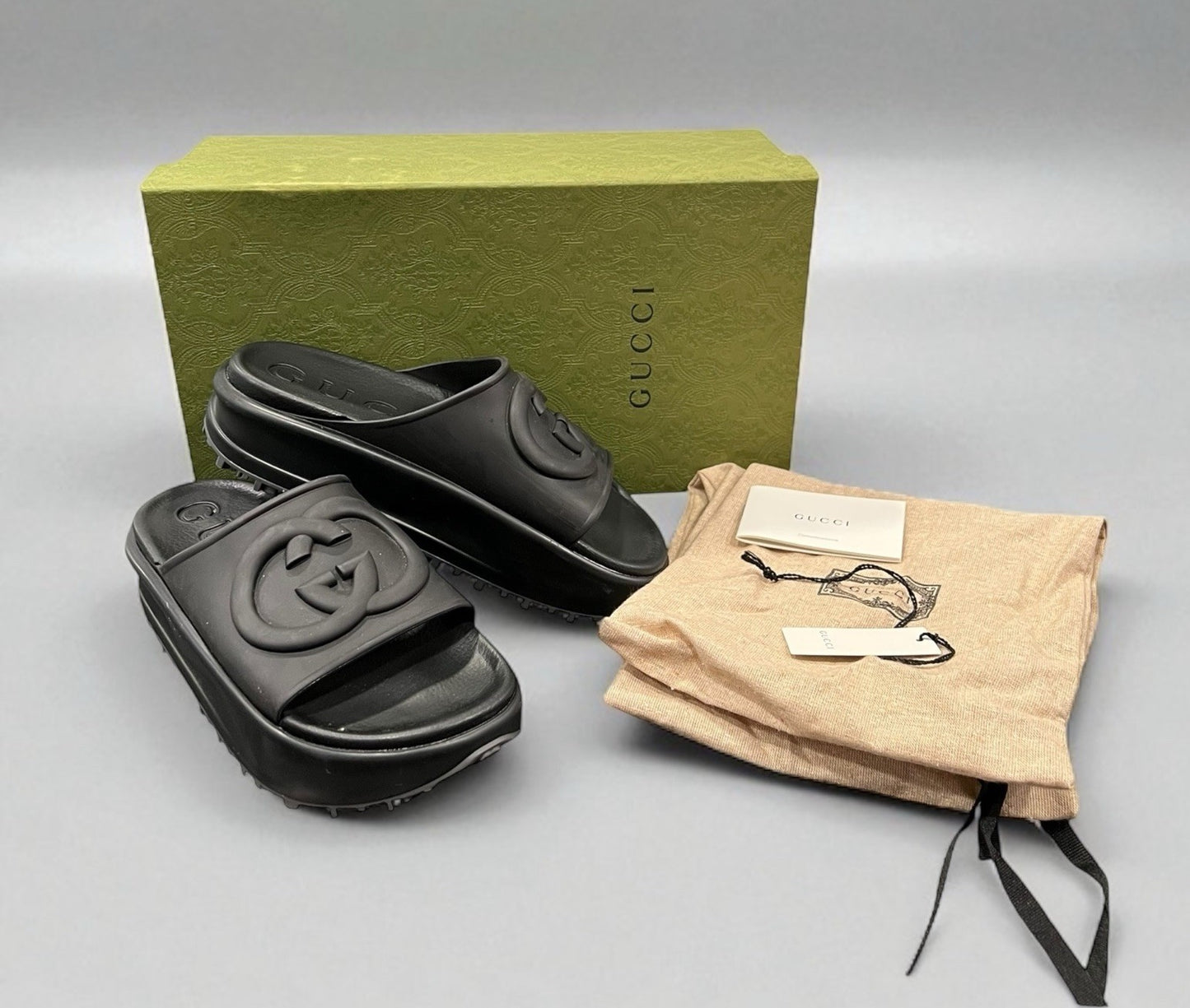 Gucci GG Rubber Slides Box & Dusters Size 38/US8 (Fits like 7)