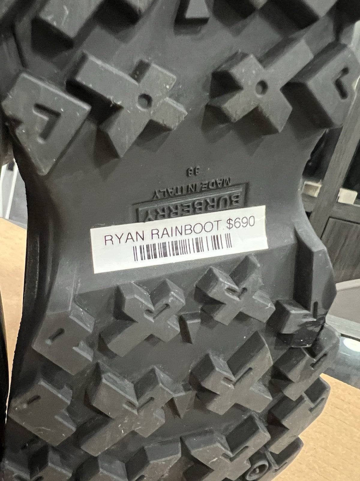 Burberry Plaid Short Rainboots Size 38/US8