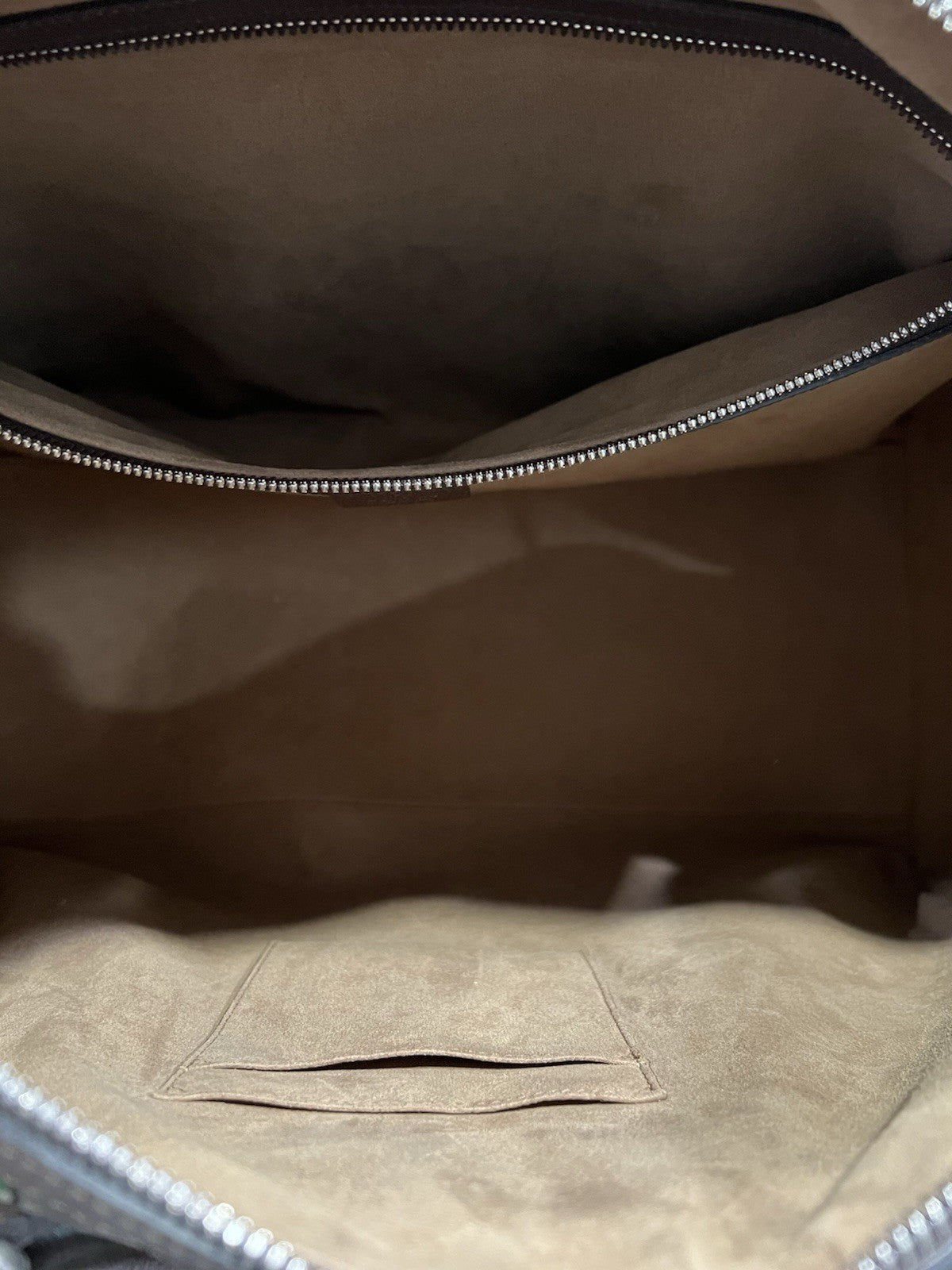 Gucci Supreme GG Tian Duffle Bag Limited Edition With Box lock key strap