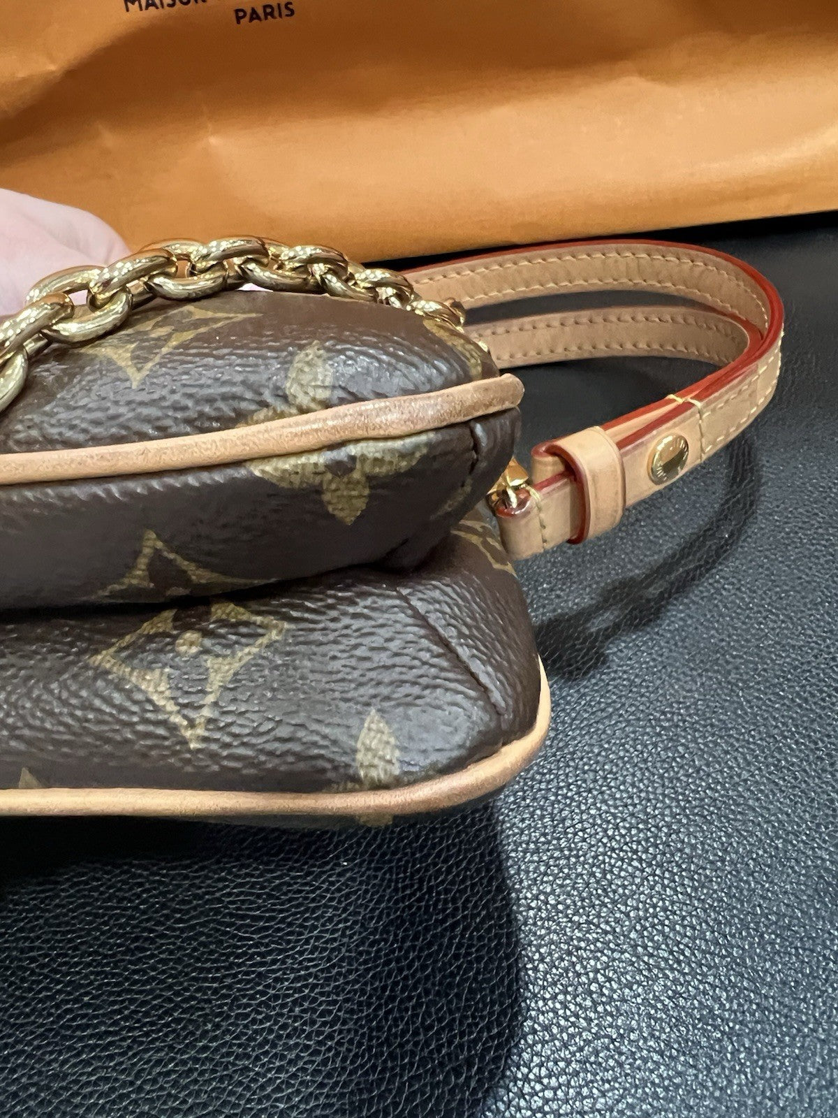 Louis Vuitton Monogram Liv Pochette Crossbody Box Duster & Bag Retail $1950