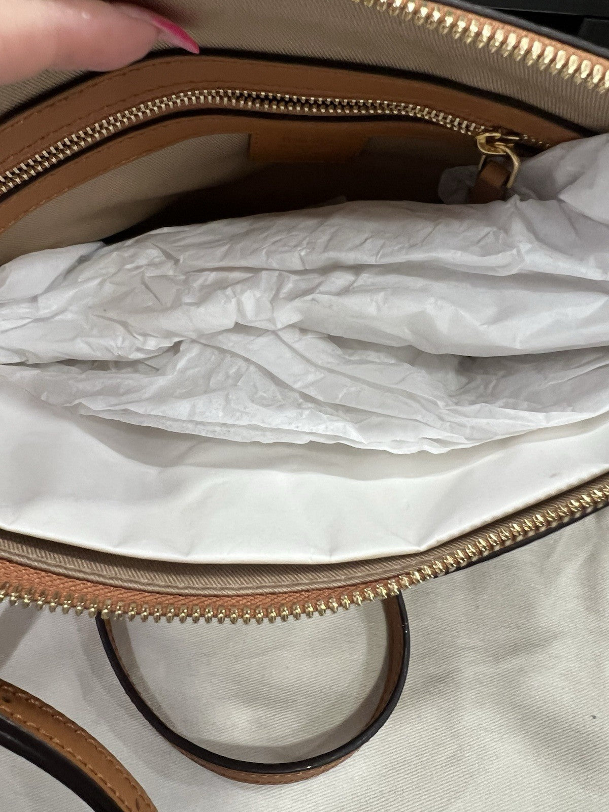 MCM Crossbody Pouch in Visetos Original $490.00 NEW