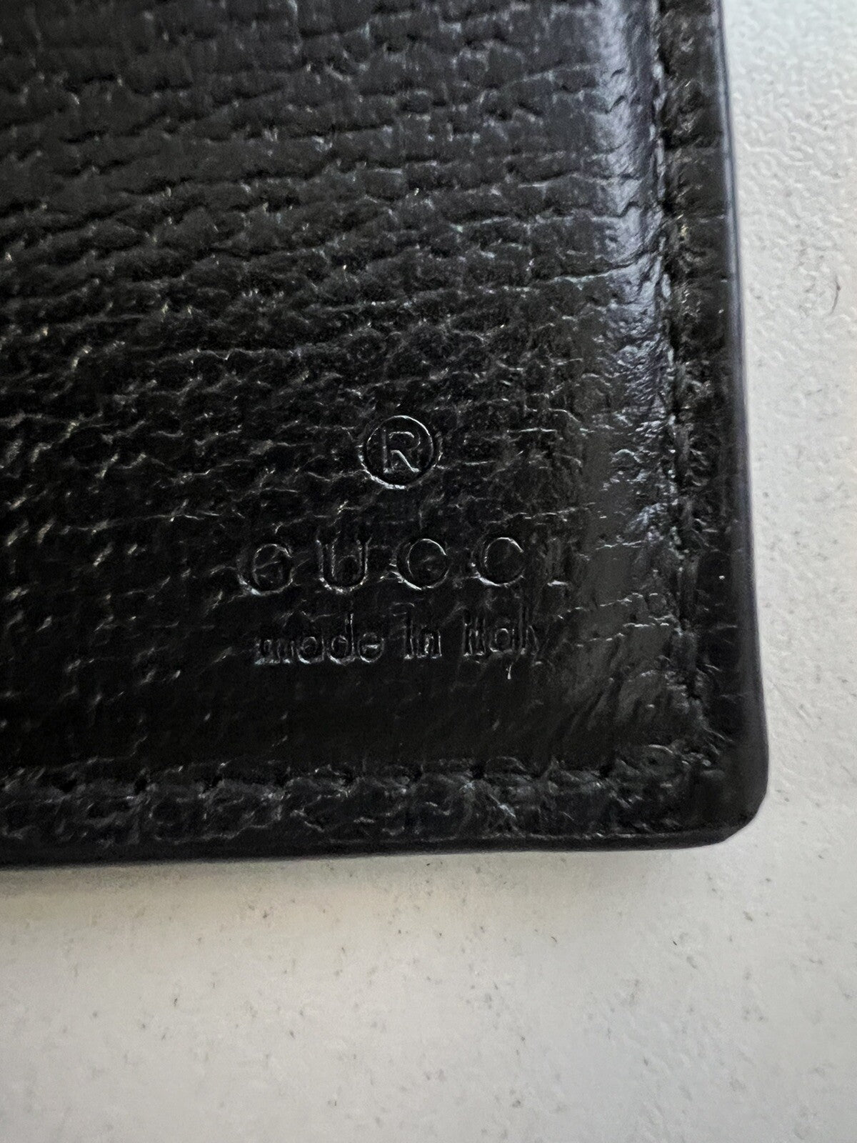 Gucci Anamalier Bi Fold Wallet Black Gold Bee (Retail $560)