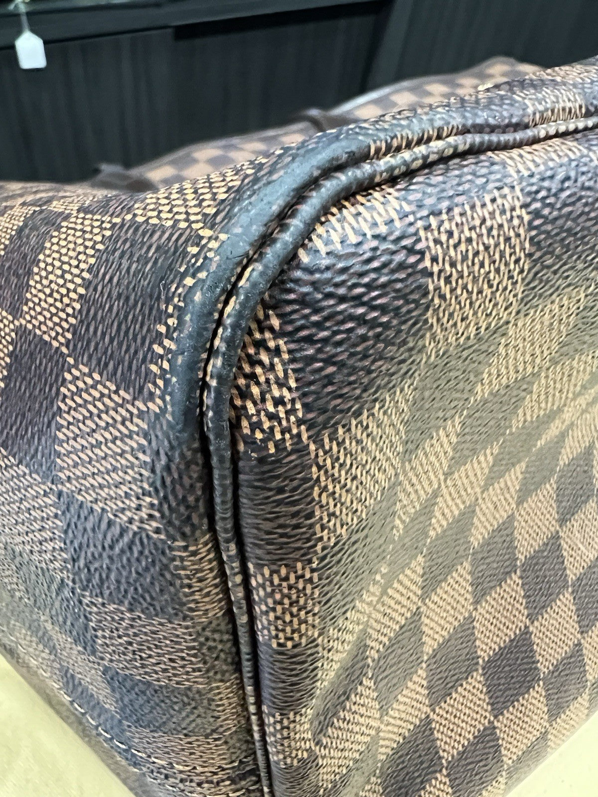 Louis Vuitton Neverfull GM Damier Ebene Retail $2200 W/Box Duster & Insert