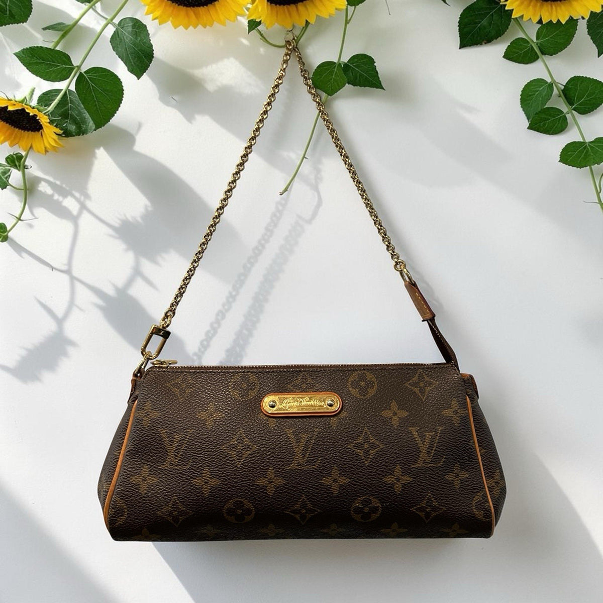 Louis Vuitton Monogram Canvas Eva Clutch Bag With Authenticity