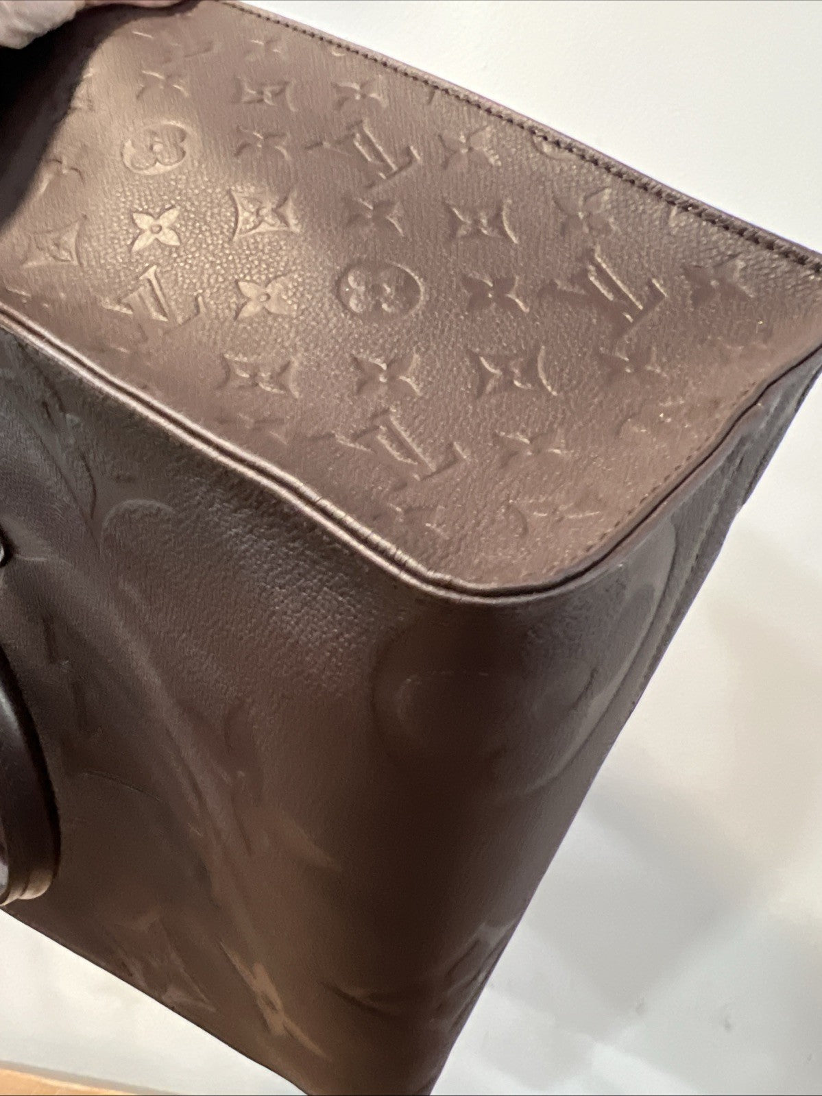Louis Vuitton Leather Dark Chocolate MM Onthego Tote Bag Retail $3650