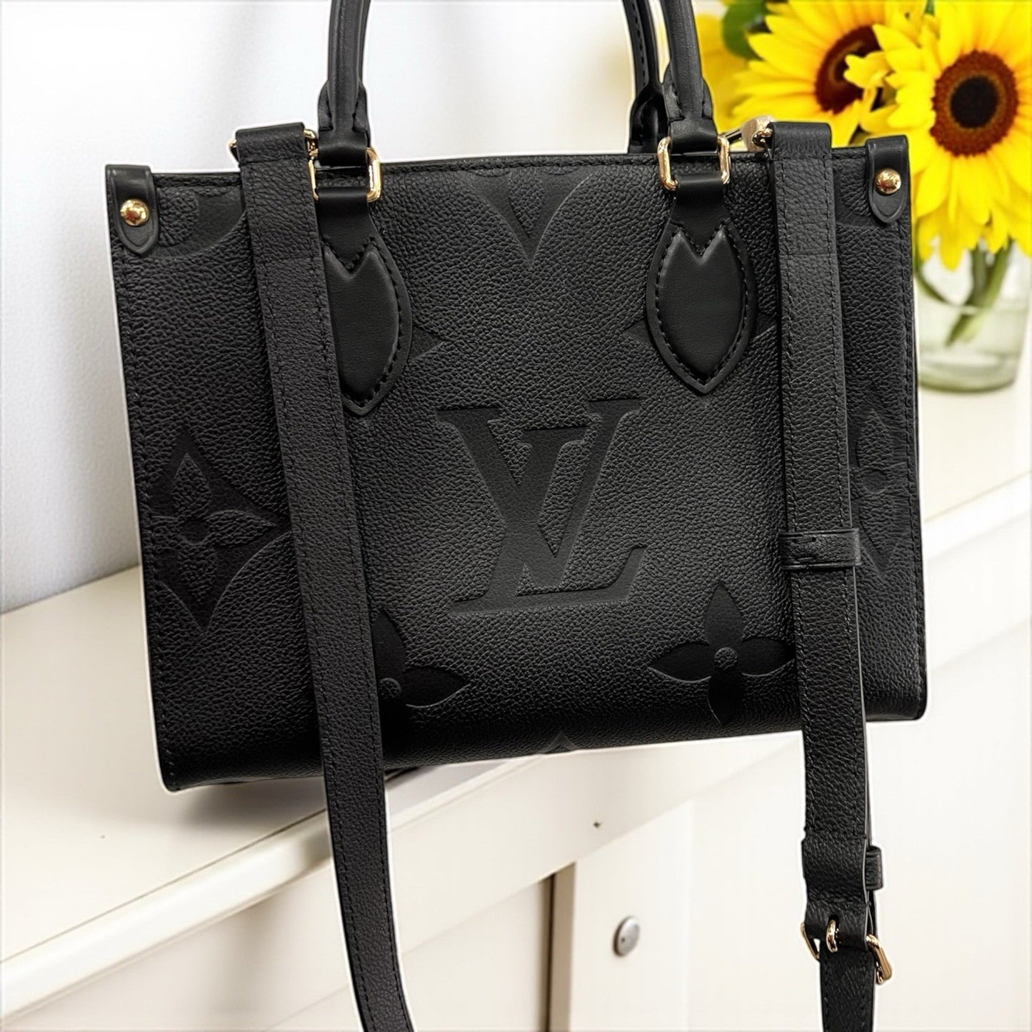 Louis Vuitton Empreinte Noir Onthego PM Crossbody Retail $3400