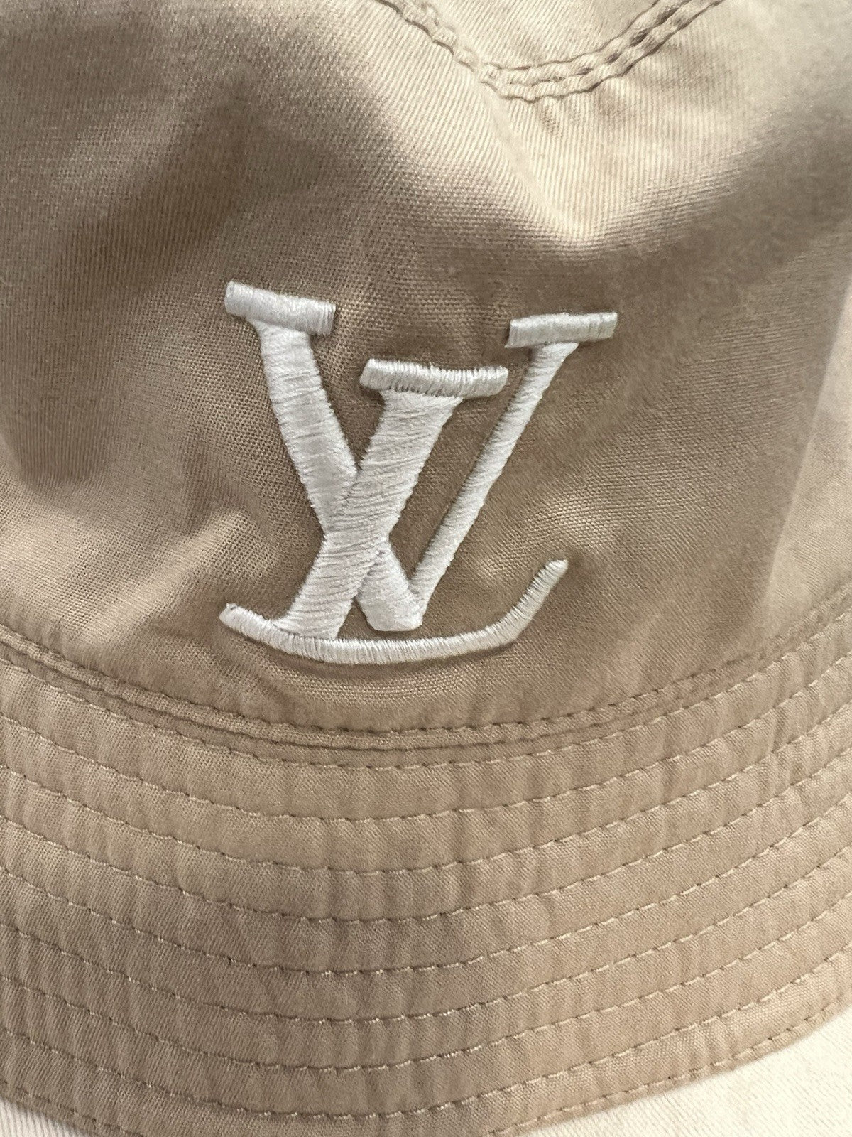Louis Vuitton Only Bucket hat With Duster Retail $625 SOLD OUT
