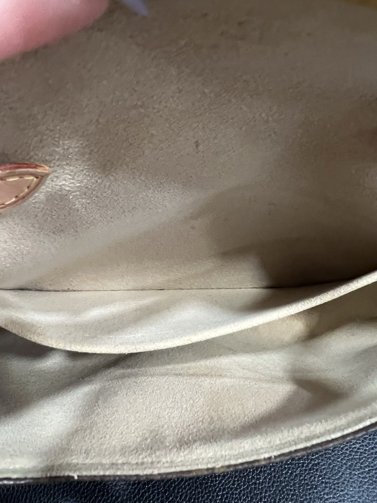 Louis Vuitton Monogram Beverly Pochette With Certificate of Authenticity