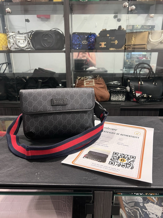Gucci Black GG Supreme Belt Bag With Authenticity