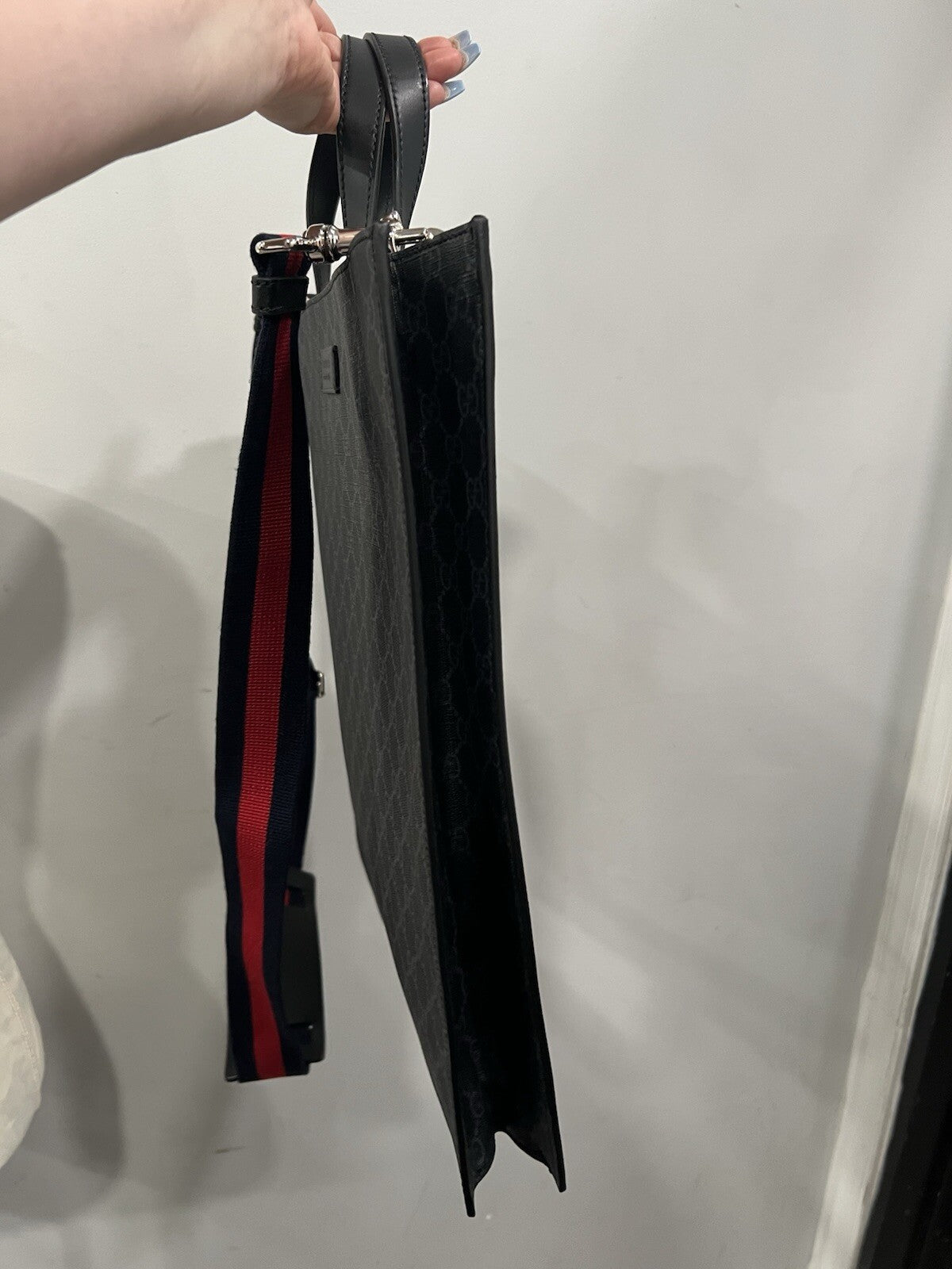 Gucci Black GG Supreme Large Messenger Tote Bag W/ COA