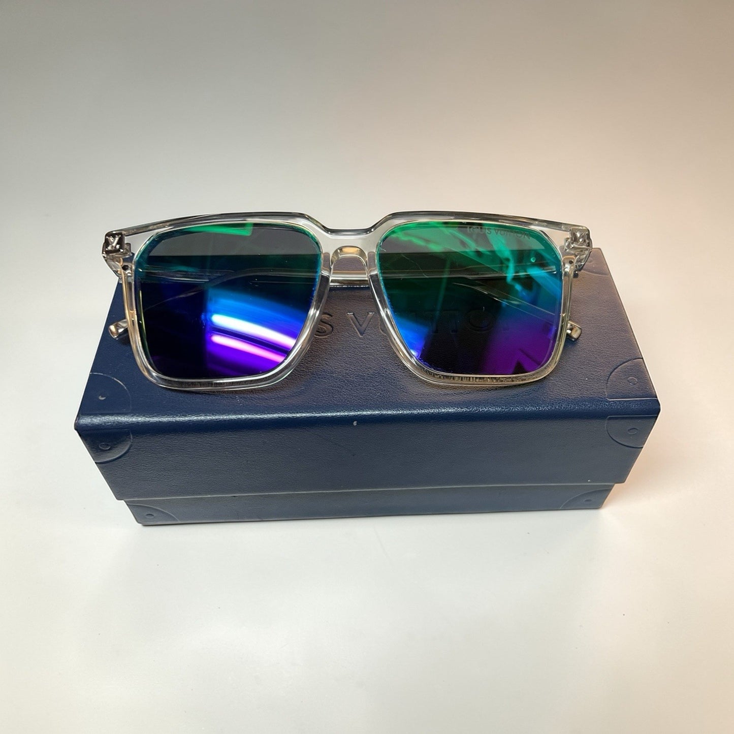Louis Vuitton Rise Square Sunglasses Model Z1825E 56mm With Case AUTHENTIC