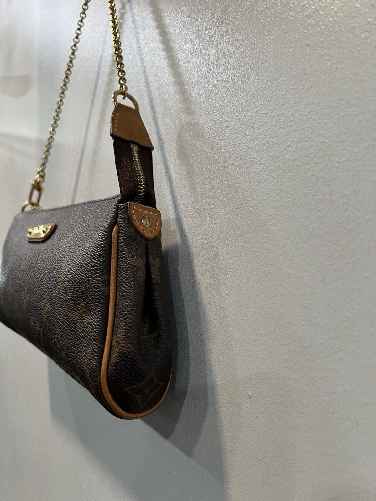 Louis Vuitton Monogram Canvas Eva Clutch Bag With Authenticity