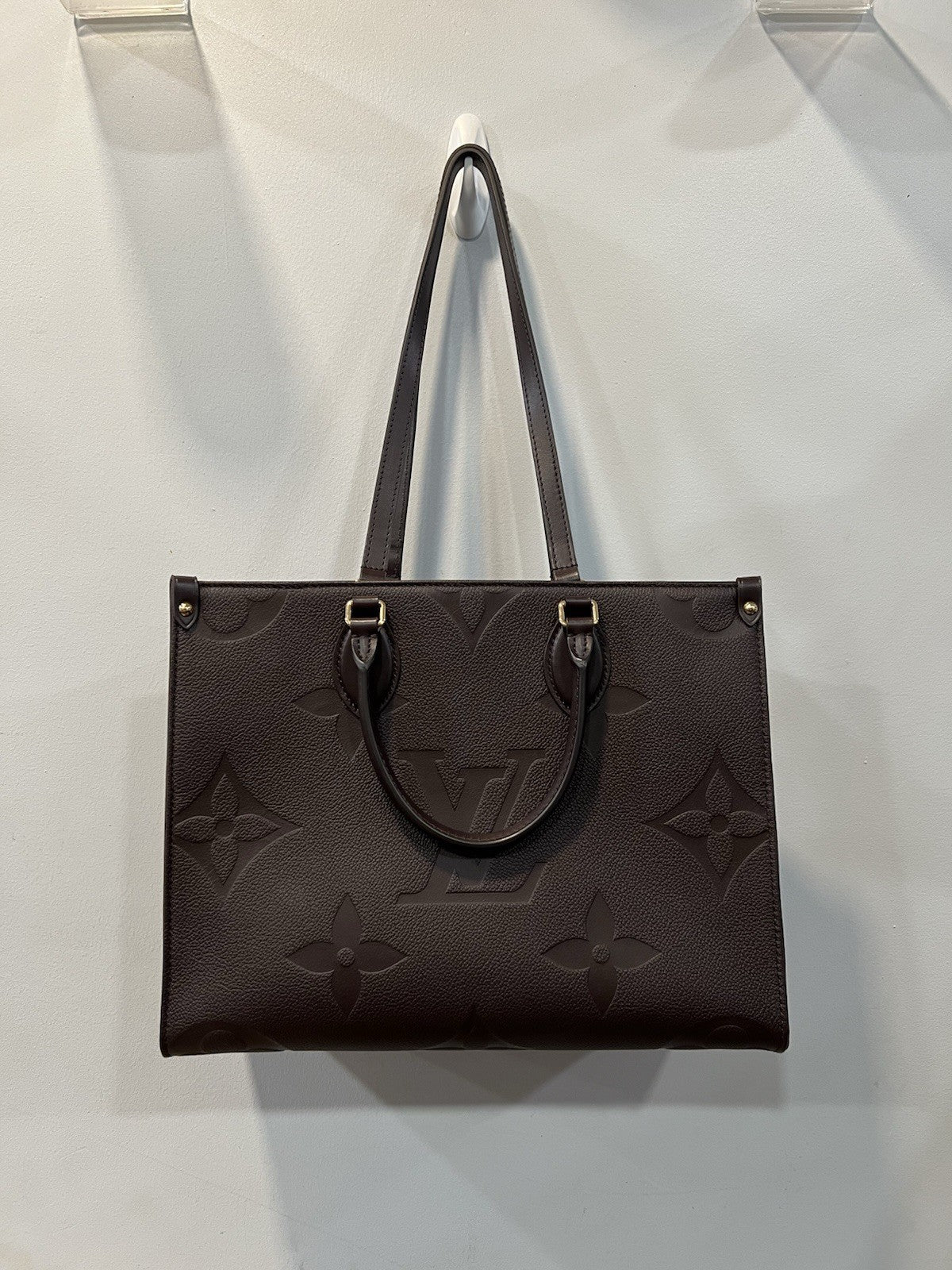 Louis Vuitton Leather Dark Chocolate MM Onthego Tote Bag Retail $3650