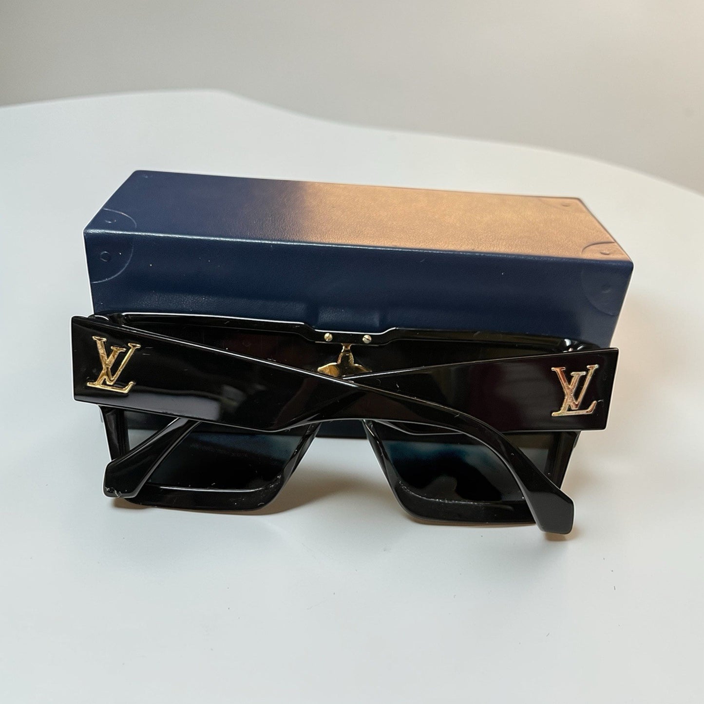 Louis Vuitton Z1547W Cyclone Sunglasses With Case AUTHENTIC