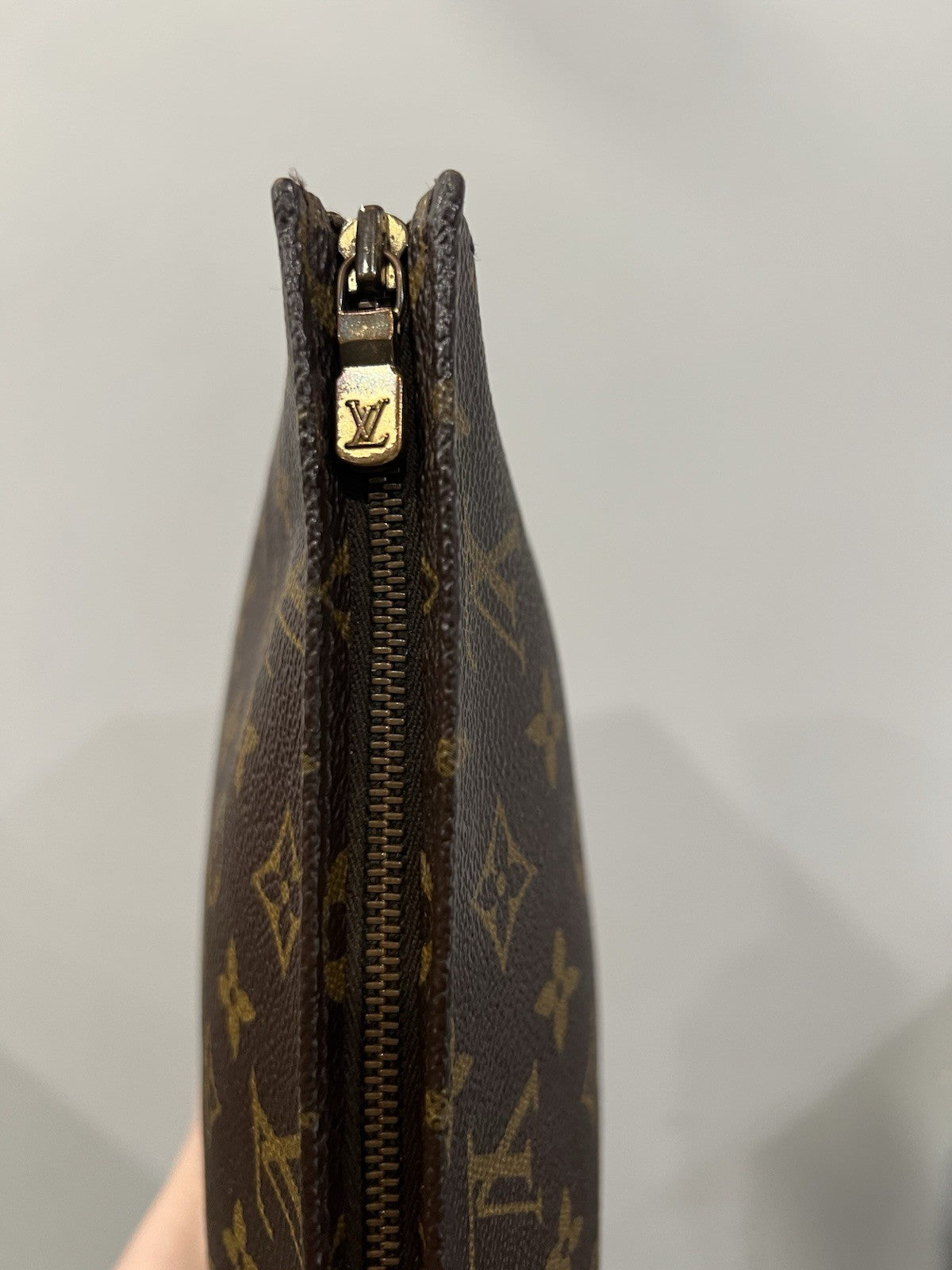 Louis Vuitton Monogram Toiletry Duo W/ Certificates Of Authenticity Sz 26 & 15