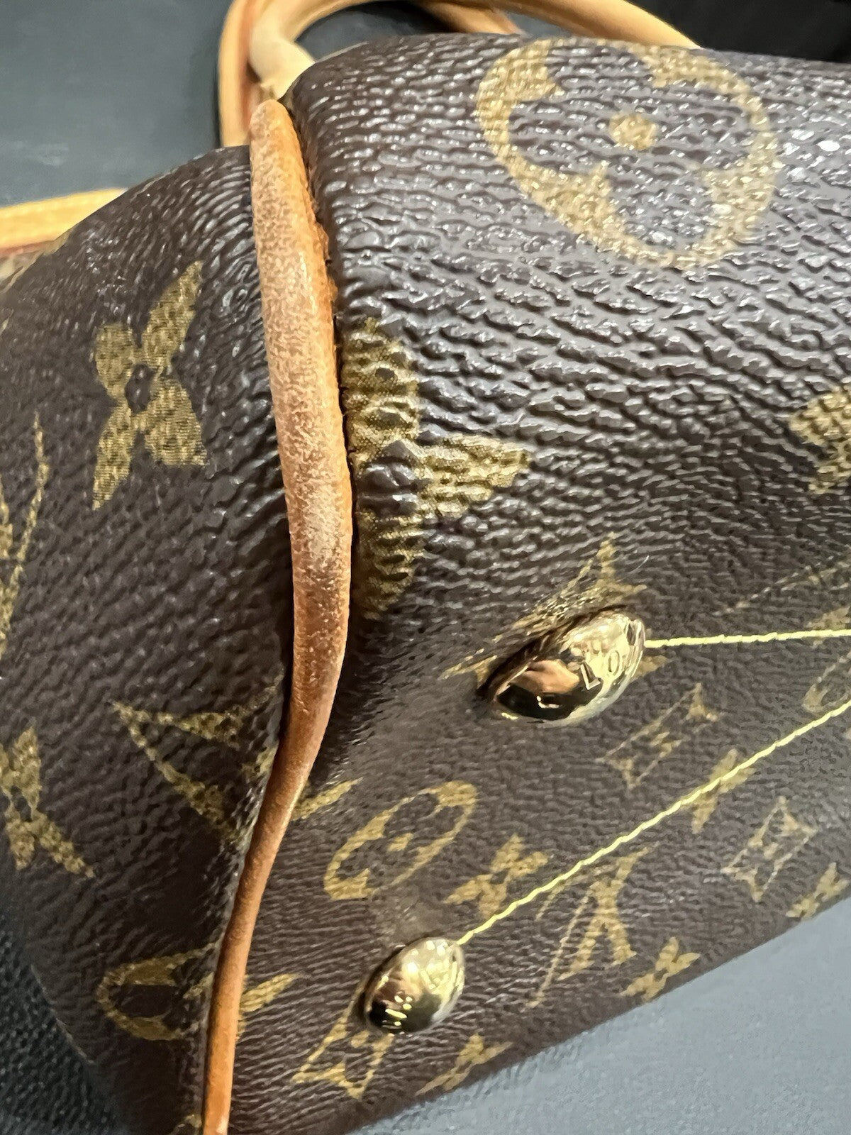 Louis Vuitton Monogram Tivoli PM W/Certificate Of Authenticity
