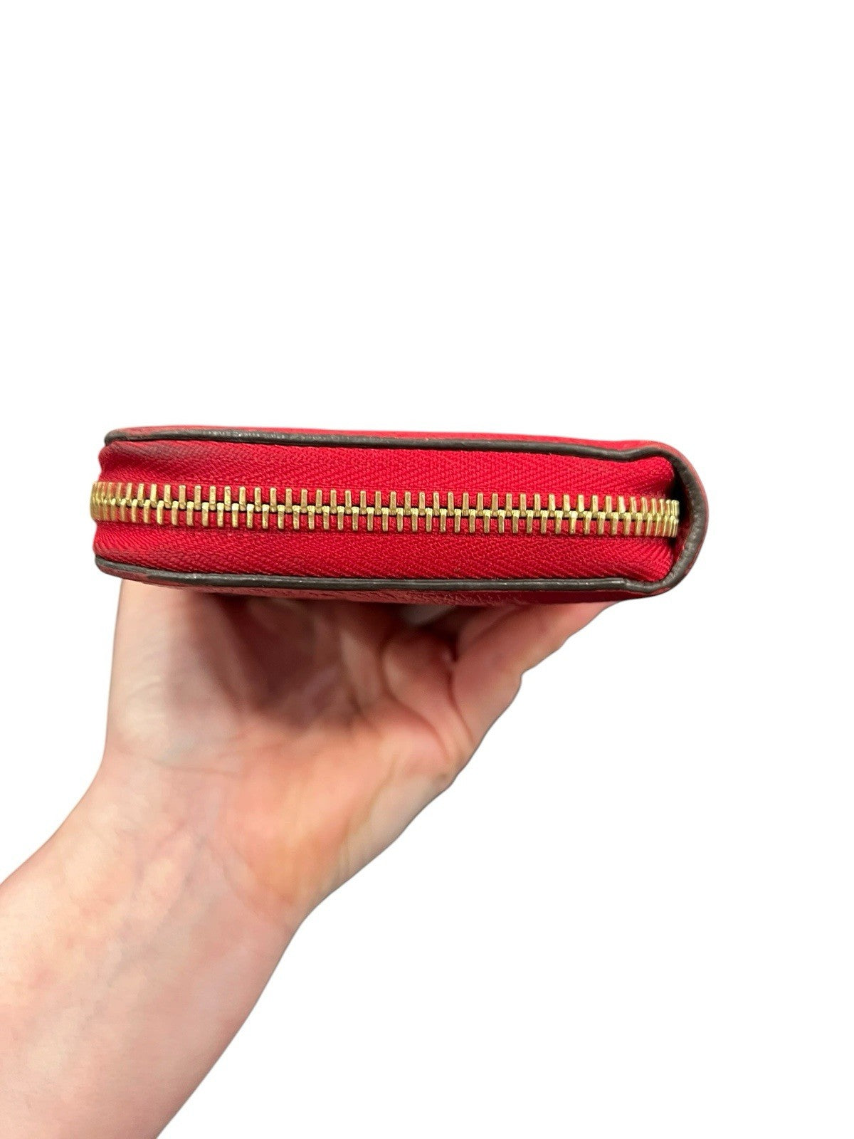 Louis Vuitton Cherry Empreiente Zippy Wallet W/Authenticity Retail $1210