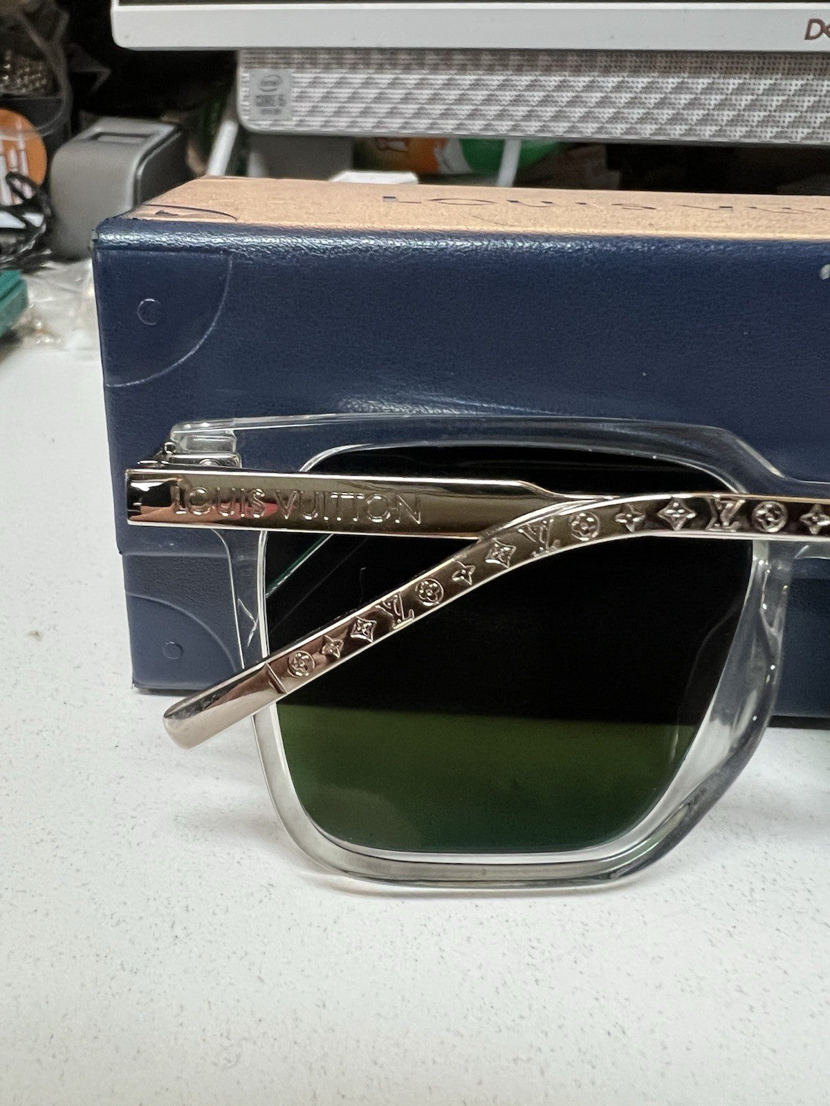Louis Vuitton Rise Square Sunglasses Model Z1825E 56mm With Case AUTHENTIC