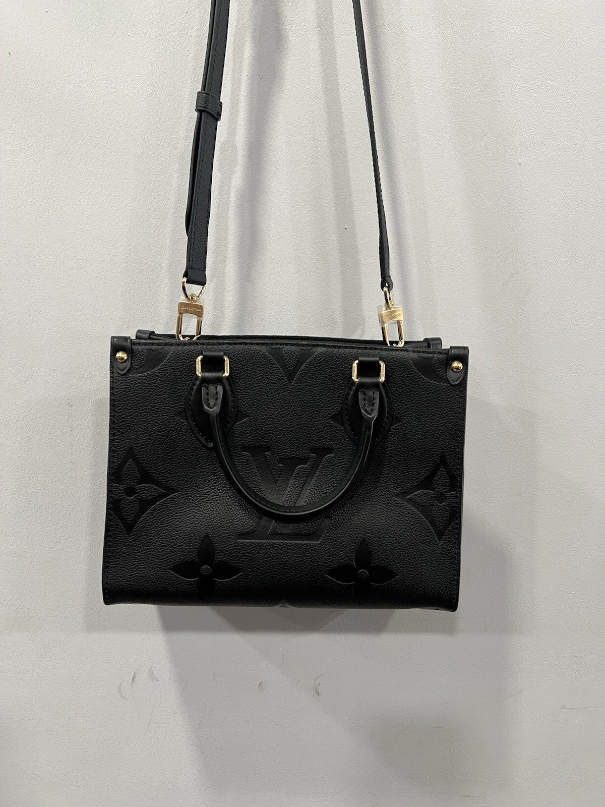 Louis Vuitton Empreinte Noir Onthego PM Crossbody Retail $3400